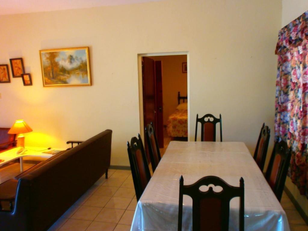 Palm View Guest House Montego Bay Zewnętrze zdjęcie